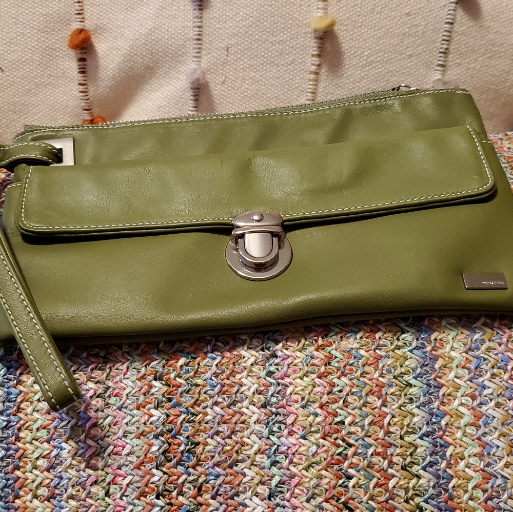 Gorgeous green leather Perlina wristlet